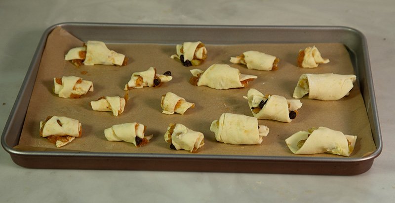 Mini-Pastries prepared to go into the oven.